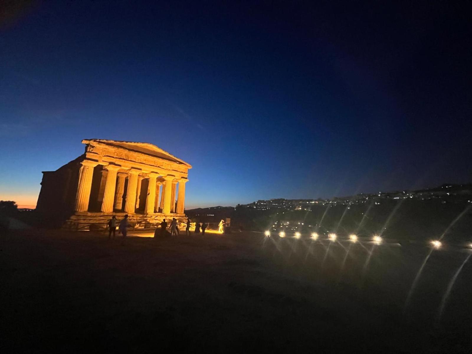 Mari-Luna Siculiana Marina Bagian luar foto